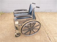 Invocare 24" Wheel Chair