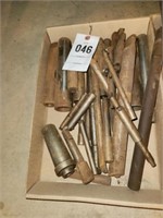 LOT UNKNOWN METAL MACHINISTS PARTS