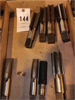 LOT VARIOUS MACHINISTS TAPS