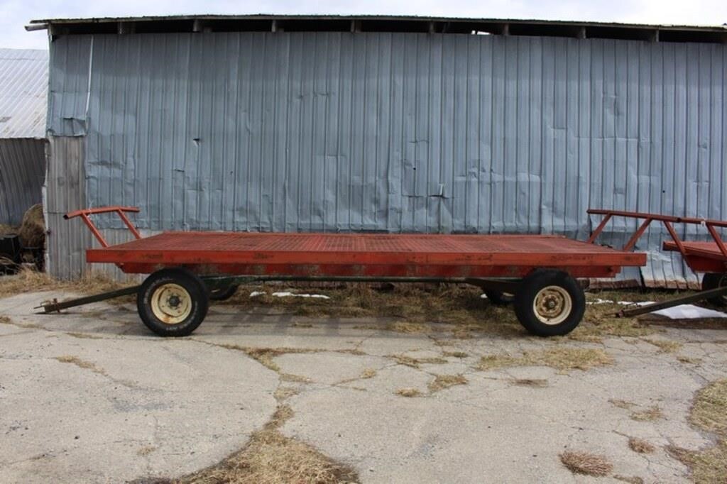 20' bale wagon