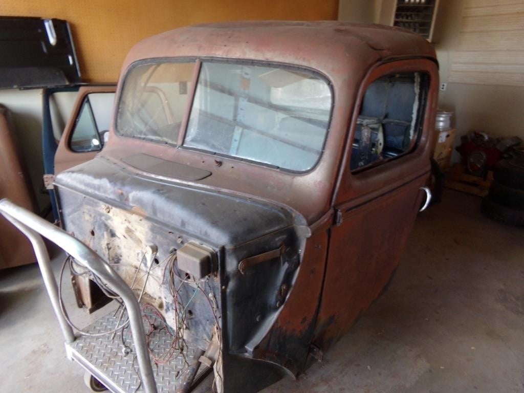 1940 Ford pickup cab