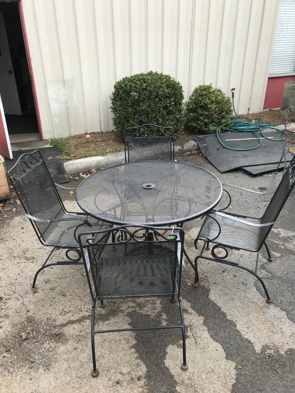 Outdoor Table & 4 Springer Rocker Chairs