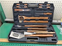 Barbecue set in case