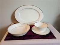 Mikasa Bone China Briarcliffe Serving Plate,