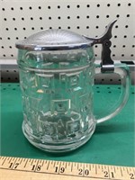 Glass mug with lid