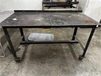 Metal Table with Rollers, Good for Machinist Work