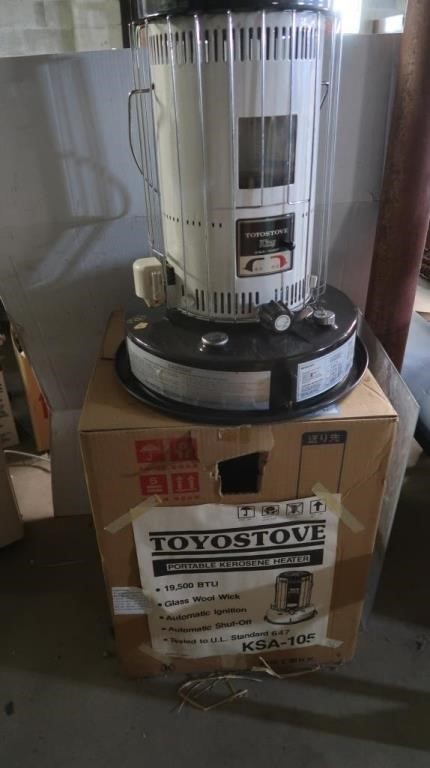 Toyo Stove 19,500 BTU KSA-105 (looks unused)