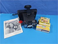 Vintage Polaroid Square Shooter 2 Land Camera,