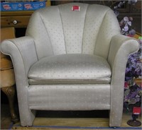 Modern upholstered arm chair