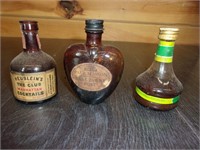 vintage collectable miiniature liquor bottles