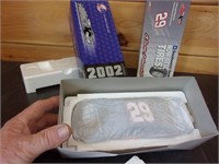 action 1/24 size model car kevin harvick NOS 29