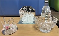 Vintage glass lot on mirrors / Swans / Basket