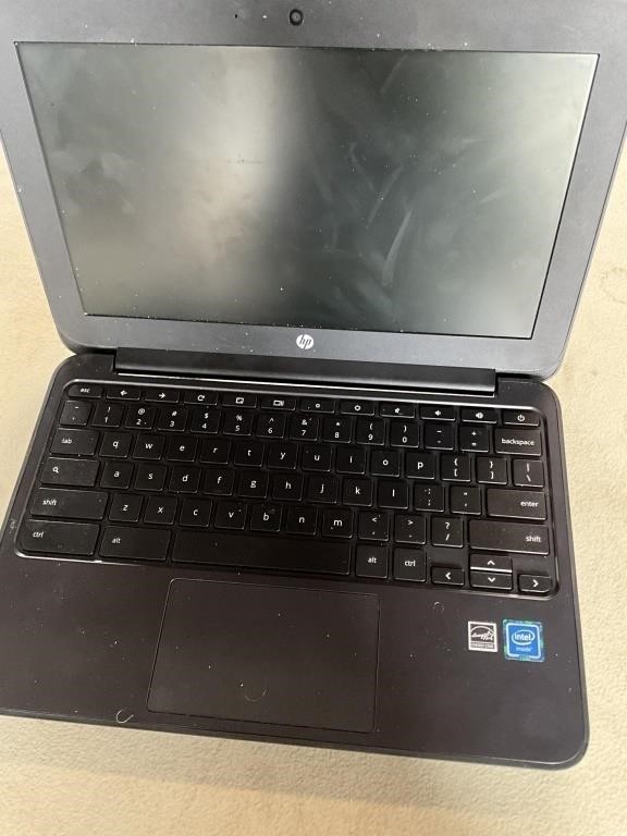 Hp laptop not tested no charger