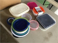 Plastic ware lot