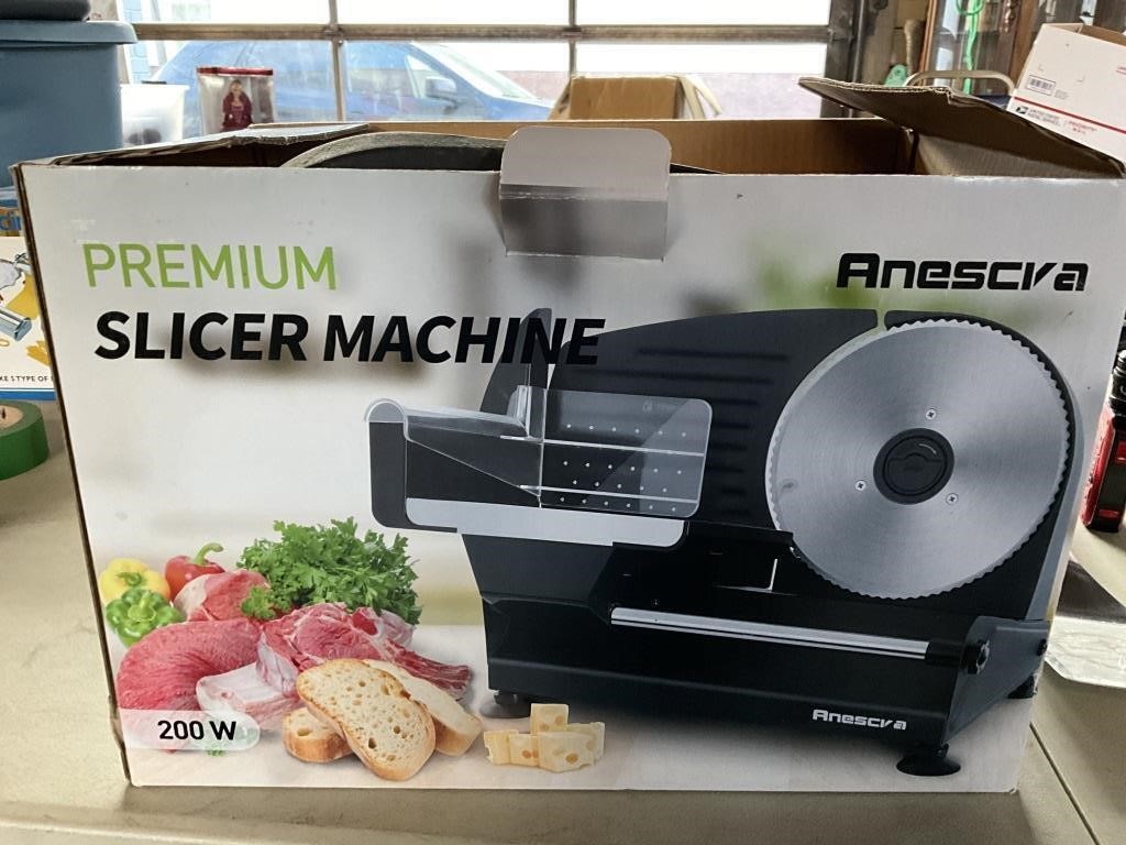 Slicer machine