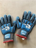 Trex gloves