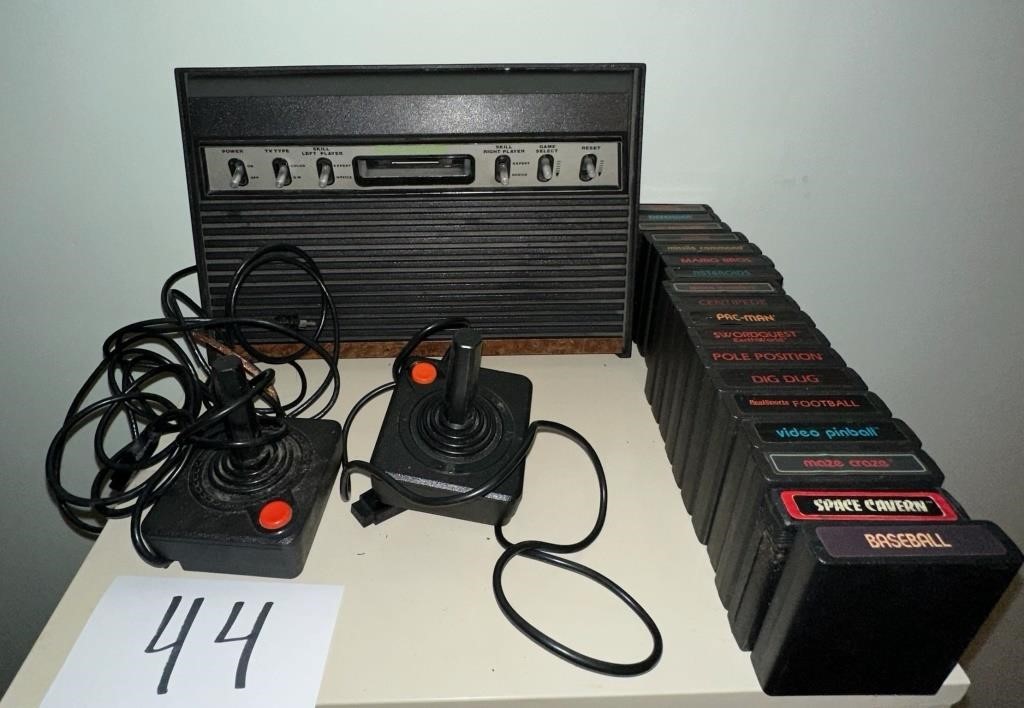 Atari 2600 with Games