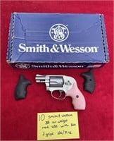 Smith & Wesson 38 air weight mod 638 with 2 grips