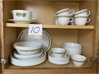 CORELLE PCS - SEE PICTURES FOR WHAT IS INCLUDED