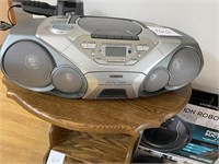 PHILIPS CD / CASS / AM/FM RADIO PLAYER