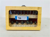 Boxed Set of Router Bits