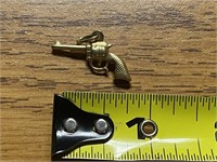 14K GOLD GUN CHARM