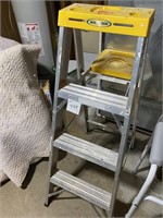 ALUMINUM 4FT STEP LADDER