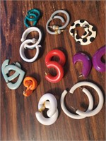 Vtg Chunky Plastic 80's Hoop Earrings