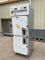 Delfield refrigerator freezer combo on casters