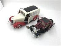 SCALE METAL CARS - FORD V8 1/19TH AND 1932 FORD