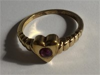 STERLING AMETHYST RING SIZE 7.75 (HEART)