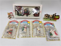 Vtg Christmas Village Characters/Ornaments Bundle