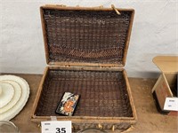 WICKER PICNIC BASKET AND KLEENEX BOX