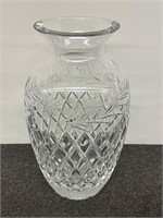 Beautiful Crystal Cut Flower/Diamond Vase
