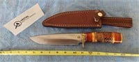 Hunting Knife w/ Leather Sheath