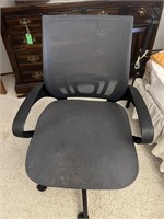 Adjustable Office Chair on Wheels