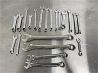 LOT - Husky wrenches. (21) items