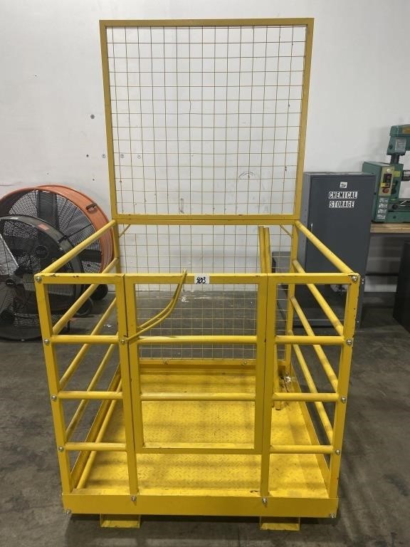 Forklift safety cage maintenance platform