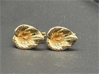 14kt Gold Earrings, 
TW 2.53g