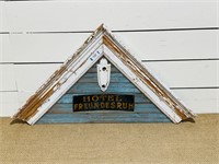 Painted Gable w/Metal Hotel Sign