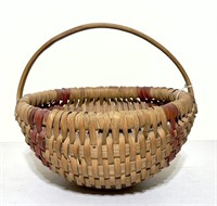 Split oak basket with 2 color rows