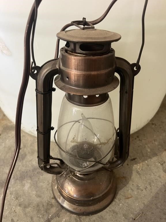 Antique Style Electric Lantern