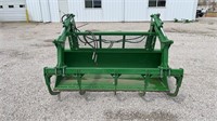 John Deere Grapple Bucket