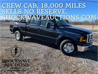 2006 Ford F-250 CREW CAB. ONLY 18,000 MILES.  WOW