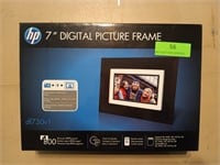 HP 7-in digital picture frame, new