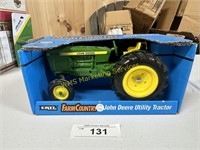 1/16 FC JD Tractor