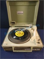 GE traveling record player