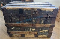 "Trunks & bags" trunk see photos