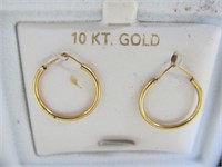 10k Gold Lady's Hoop Earrings in Original Box