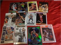 12 SPORTS CARDS - BASKETBALL